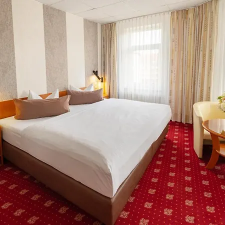 فندق Berlin 3*